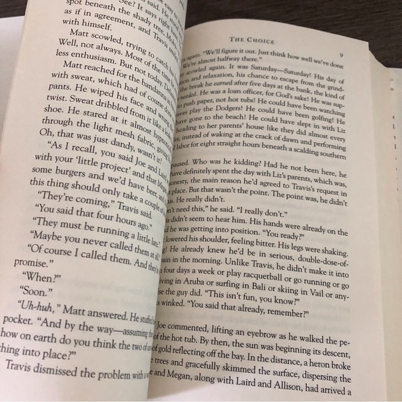 The Choice by: Nicholas Sparks hardback book - Picture 4 of 5